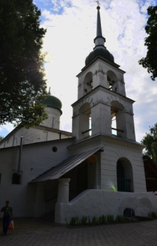 Колокольня храма Святой Анастасии Узорешительницы в Пскове