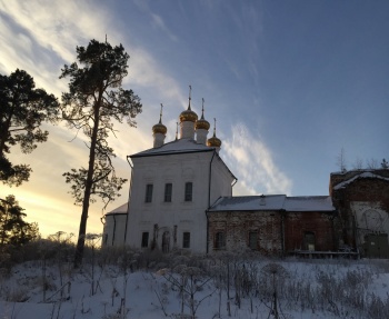 Церковь Воскресения Христова в селе Стромихино