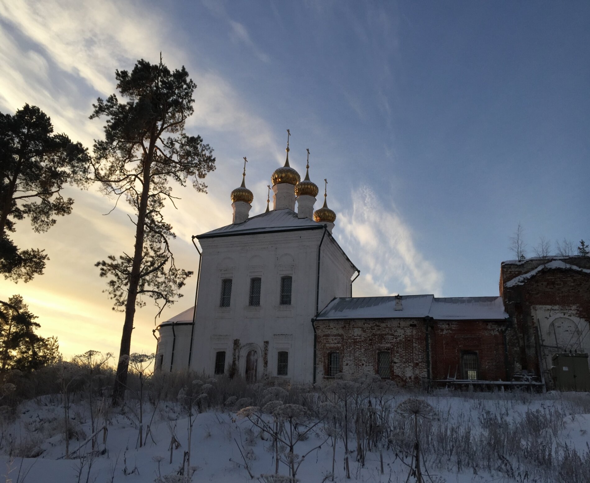 Церковь Воскресения Христова в селе Стромихино