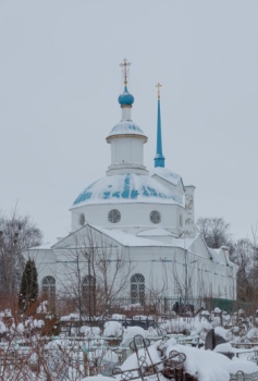 Церковь Святителя Леонтия Ростовского в Ярославле зимой