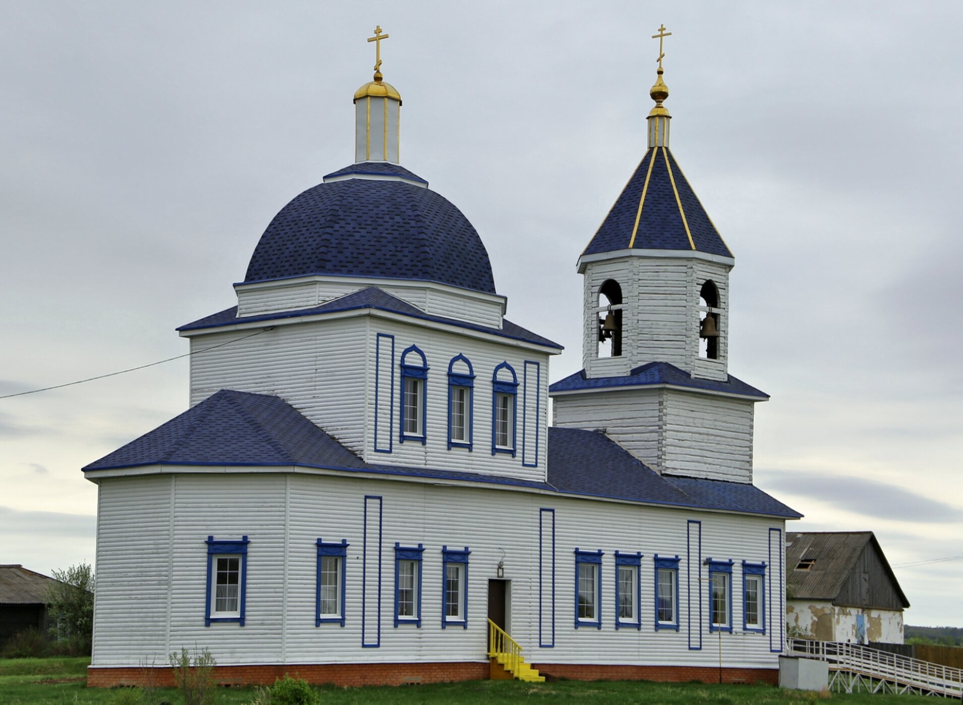 Церковь Вознесения Господня в селе Локти