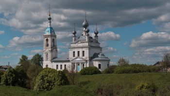 Храм Рождества Пресвятой Богородицы в селе Савинское
