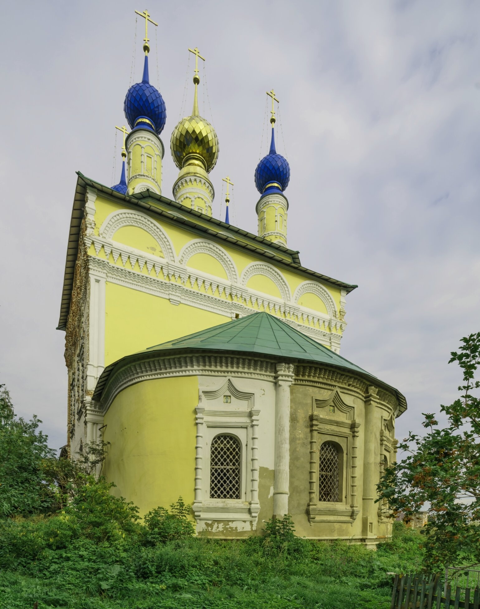 Храм Рождества Пресвятой Богородицы в селе Горицы