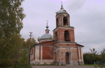 Храм Покрова Пресвятой Богородицы в деревне Хонятино