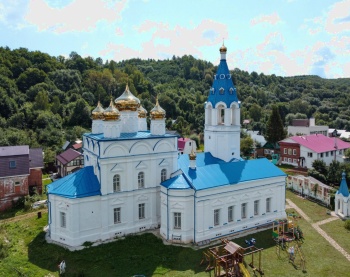 Храм Святителя Николая Чудотворца в селе Исады