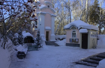 Храм святого мученика Евгения в Новосибирске — зимняя фотография
