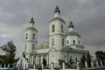 Храм Воскресения Христова в селе Молоди