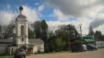 Храм святого Алексия Митрополита в Середниково