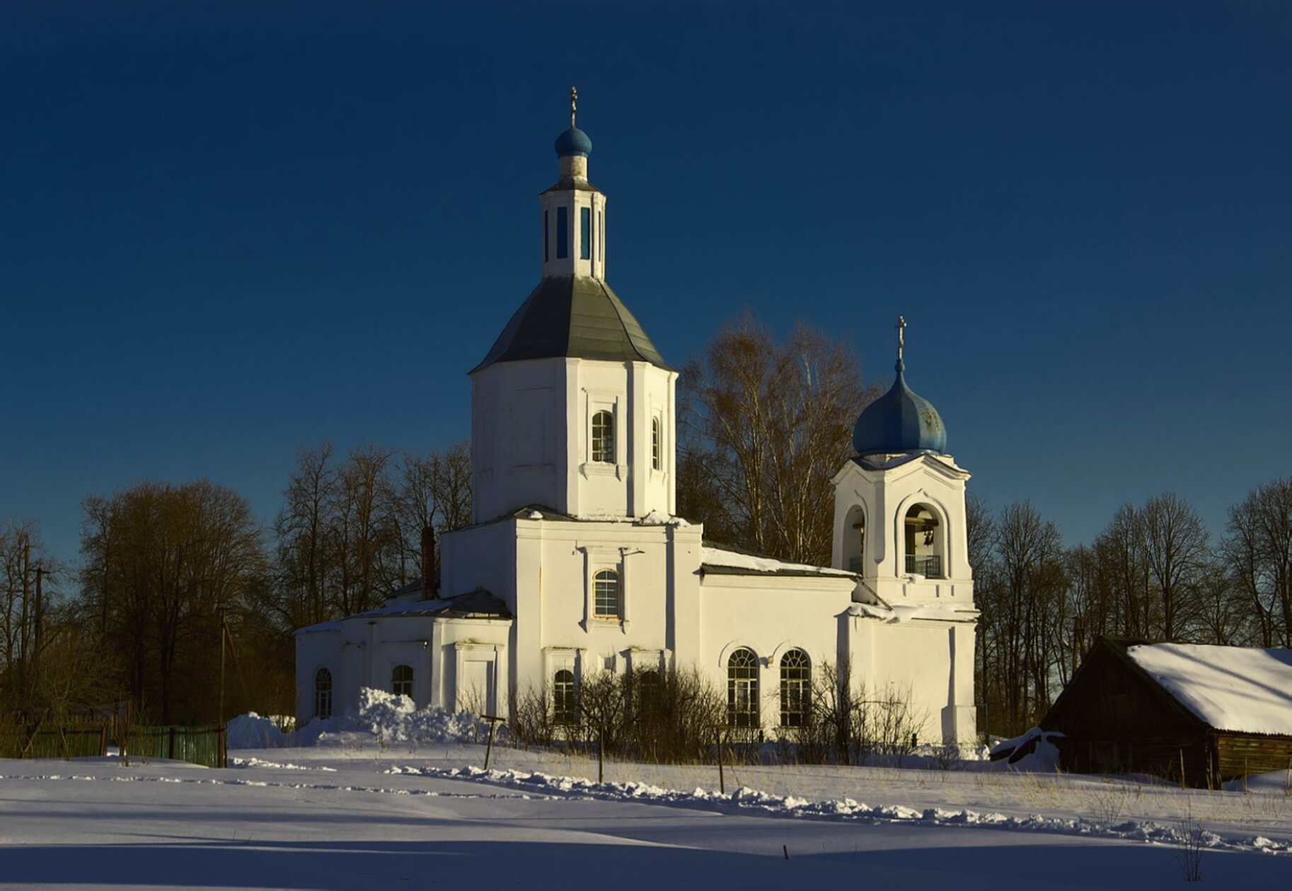 Церковь Владимирской иконы Божией Матери в Осташово: зимний образ