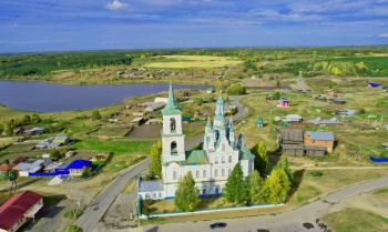 Храм Преображения Господня в Нижней Синячихе
