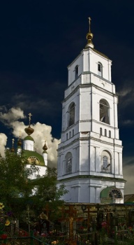 Храм Живоначальной Троицы в селе Хотеичи