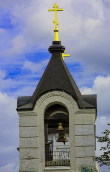 Колокольня Церкви Спаса Нерукотворного Образа в селе Деулино