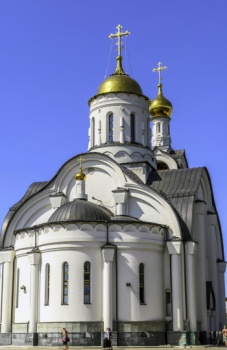 Храм во имя святых первоверховных апостолов Петра и Павла в Красноармейске