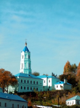 Свято-Вознесенский храм Коренной пустыни осенью