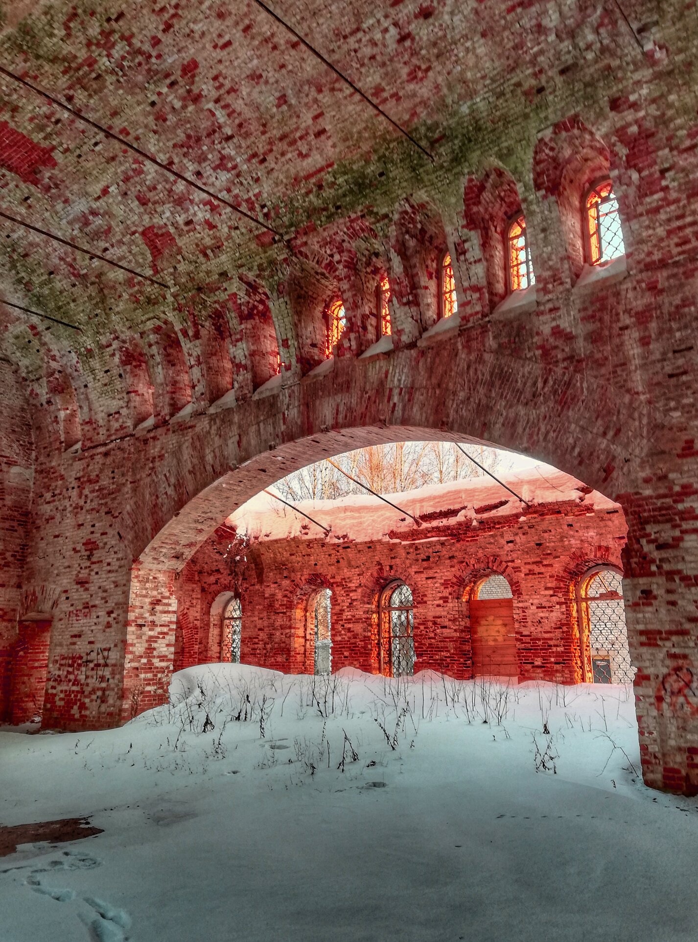 Интерьер Ильинской церкви в селе Ильинском: архитектурные детали и атмосфера