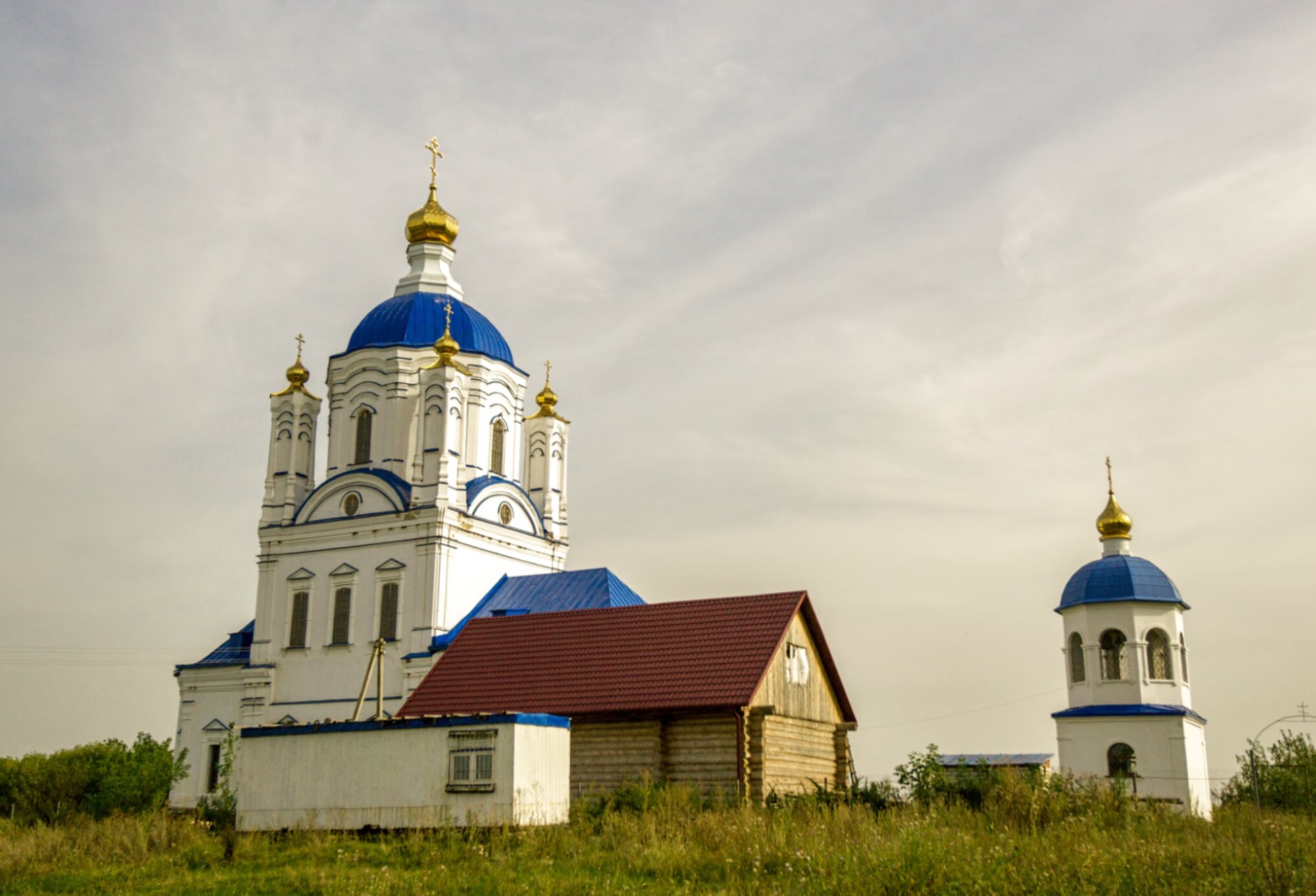 Церковь Воскресения Словущего в селе Ретяжи