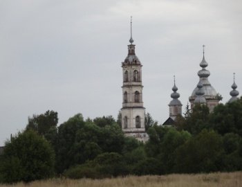 Троицкая церковь в селе Острецово: Архитектурная доминанта Ярославского края