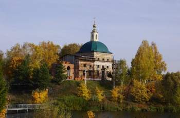 Церковь Троицы Живоначальной в Троицких Борках