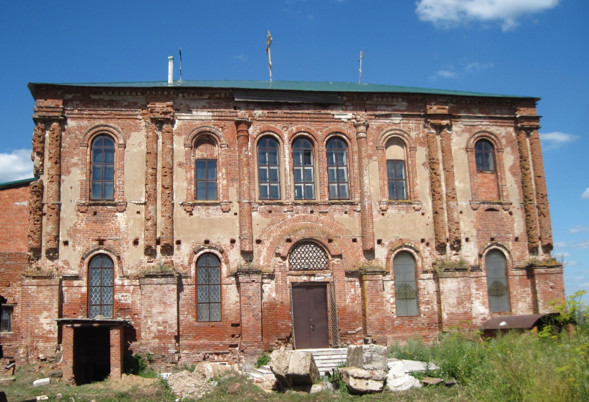 Покровский храм в селе Юськи: история и архитектура