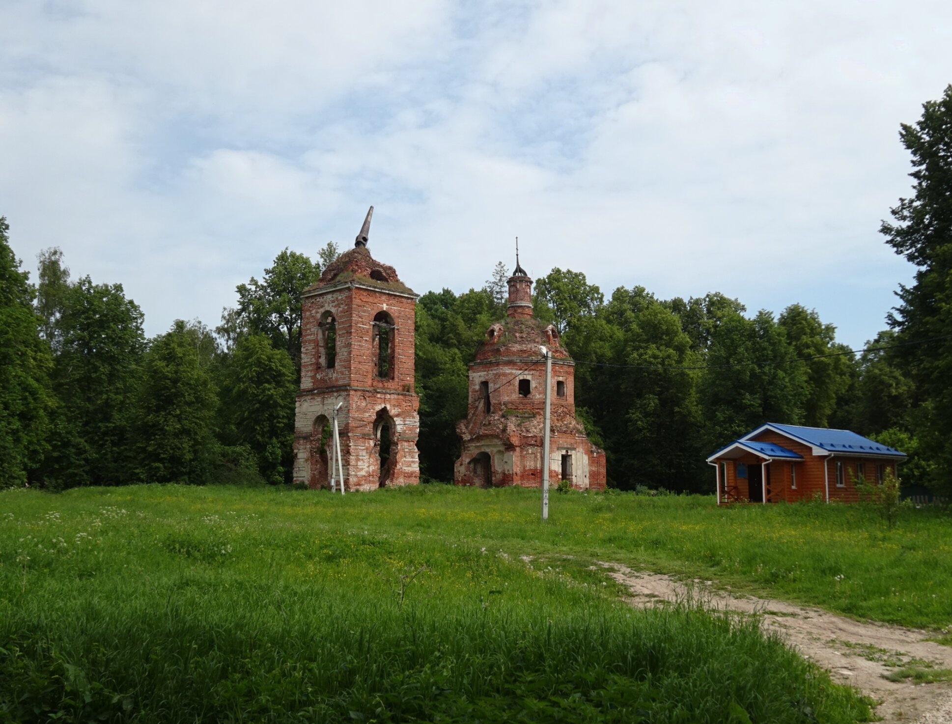 Храм иконы Божией Матери «Всех Скорбящих Радость» в селе Куртино