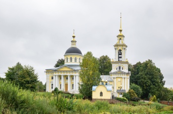 Храм Святителя Николая Чудотворца в селе Белое