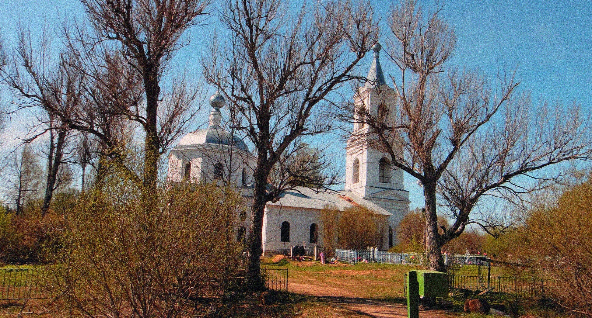 Церковь Воскресения Христова в селе Понизовье