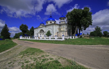 Храм Успения Пресвятой Богородицы в селе Радогощь