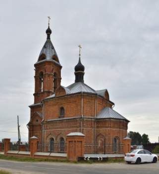 Храм Воздвижения Честного и Животворящего Креста Господня в селе Дунилово