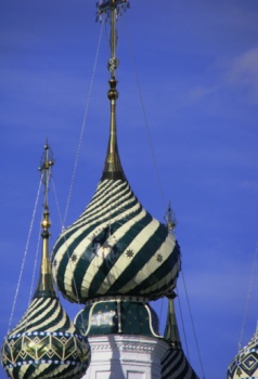 Троицкая церковь в селе Холуй: история и архитектура