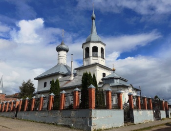 Церковь Николы на Подозерье в Ростове Великом