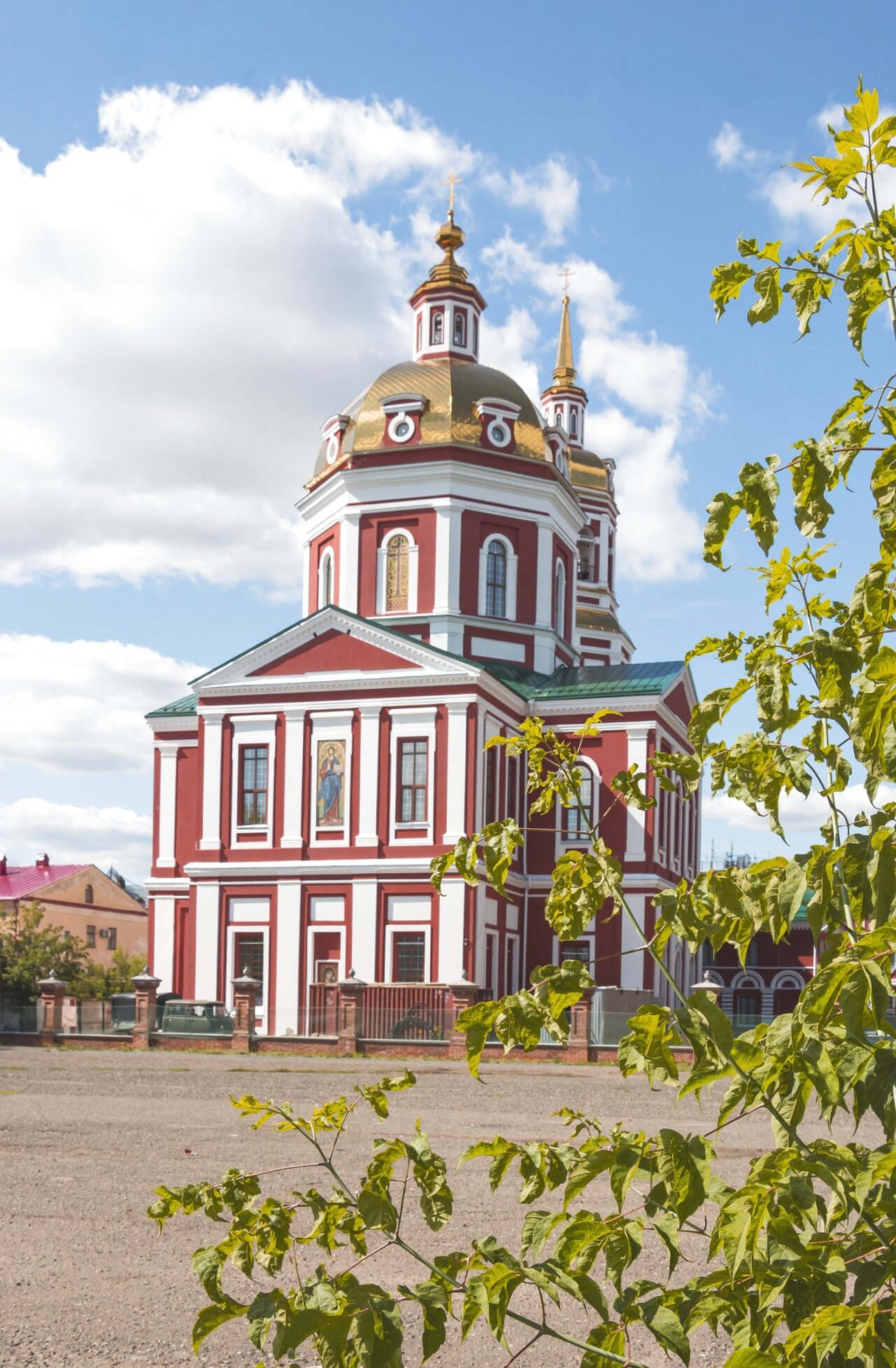 Спасский собор в городе Кирове: история и архитектура