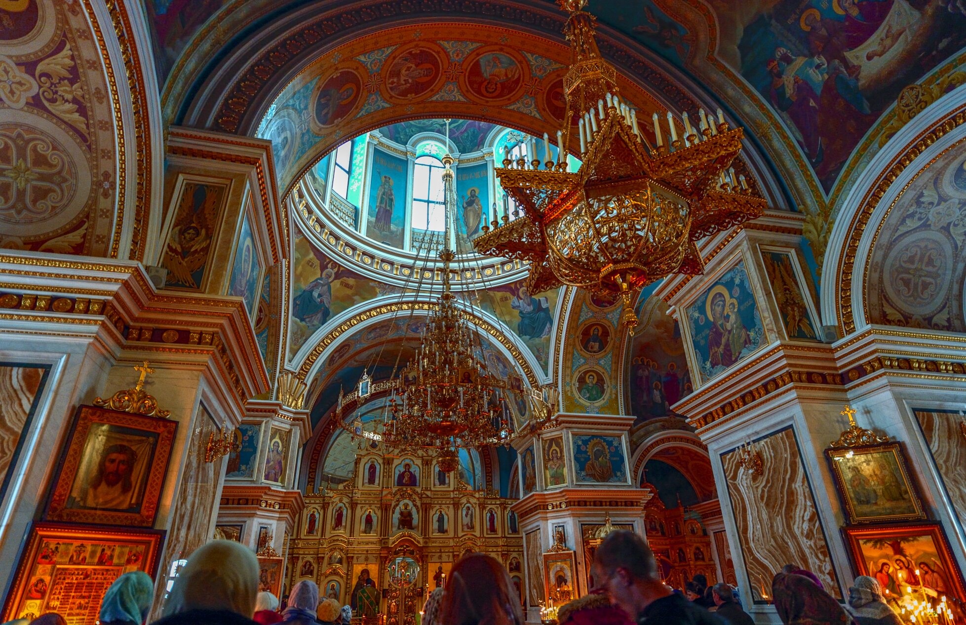 Интерьер Собора Рождества Богородицы в Уфе