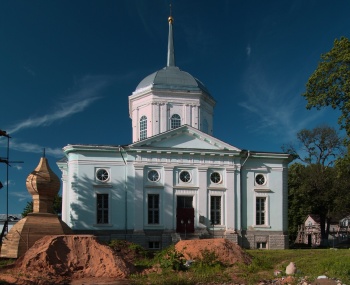 Церковь Благовещения Пресвятой Богородицы в усадьбе Поливаново