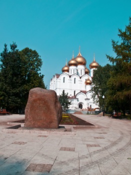 Успенский кафедральный собор в Ярославле