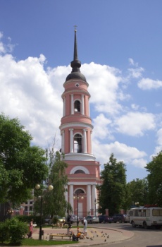 Колокольня Храма святых Жён-Мироносиц в Калуге