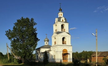 Троицкая церковь в селе Назорное Ивановской области