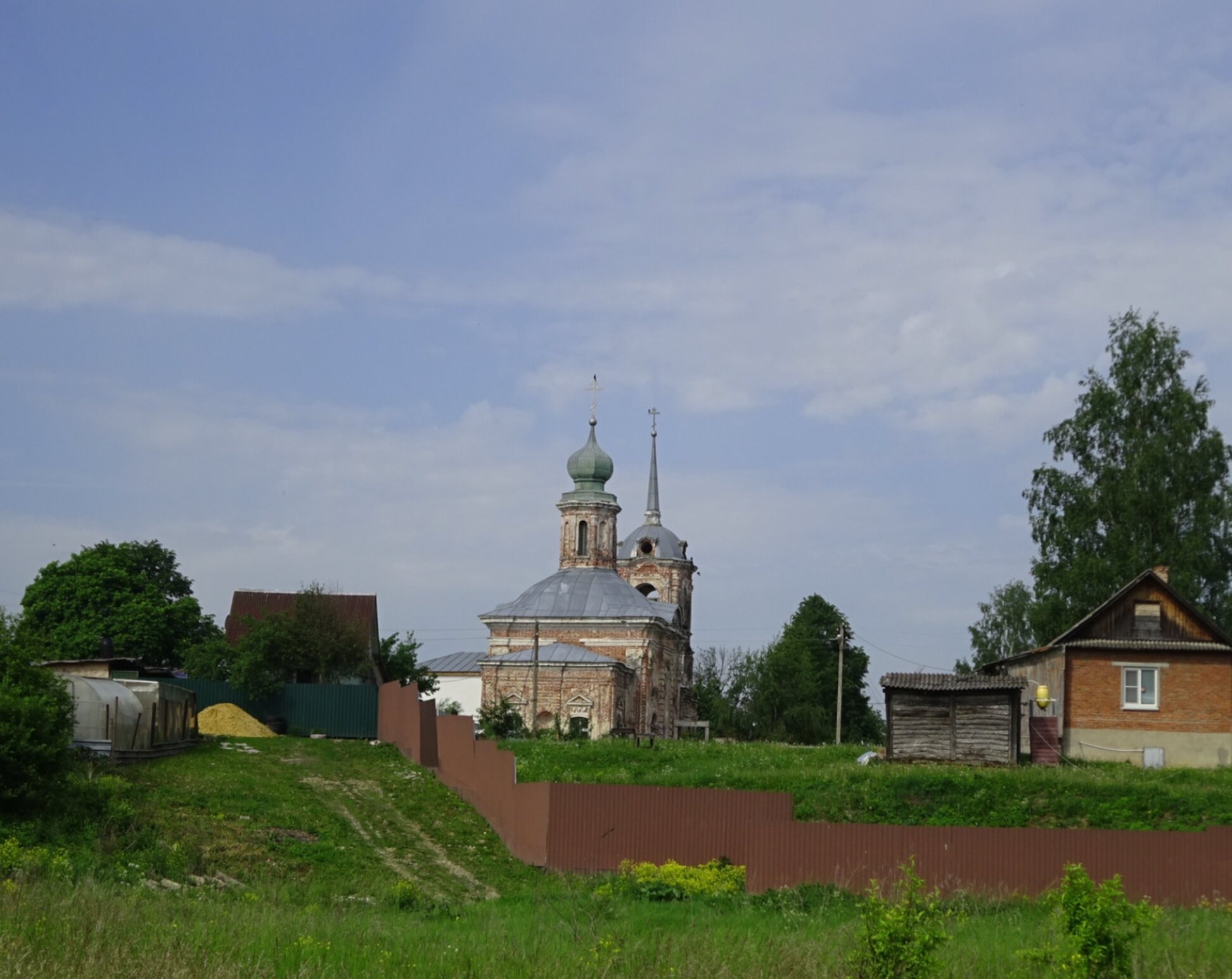 Церковь Рождества Христова в селе Каменищи