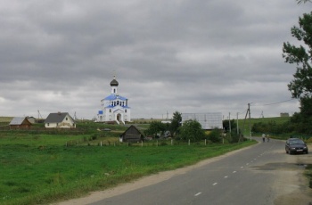 Храм Святой Живоначальной Троицы в Мяделе
