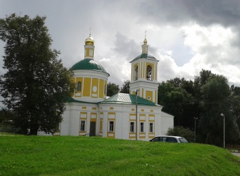 Храм Усекновения главы Иоанна Предтечи в Чехове