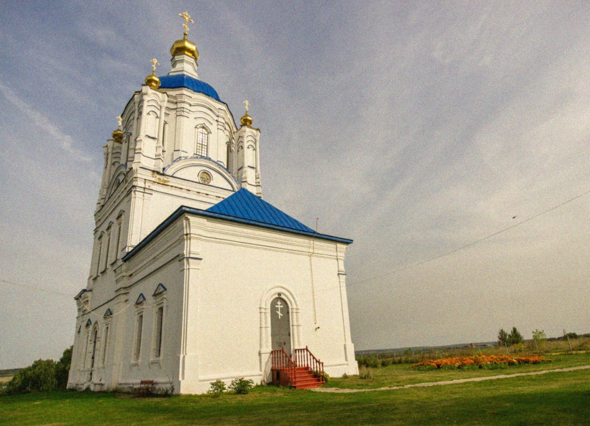 Храм Воскресения Словущего в селе Ретяжи