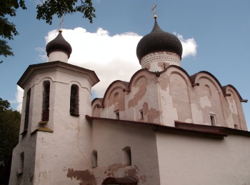 Храм Святителя Василия Великого на Горке в Пскове