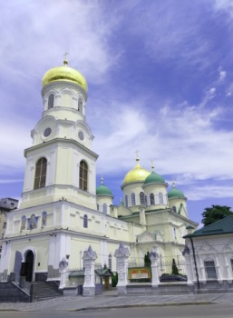 Свято-Троицкий кафедральный собор в Днепре