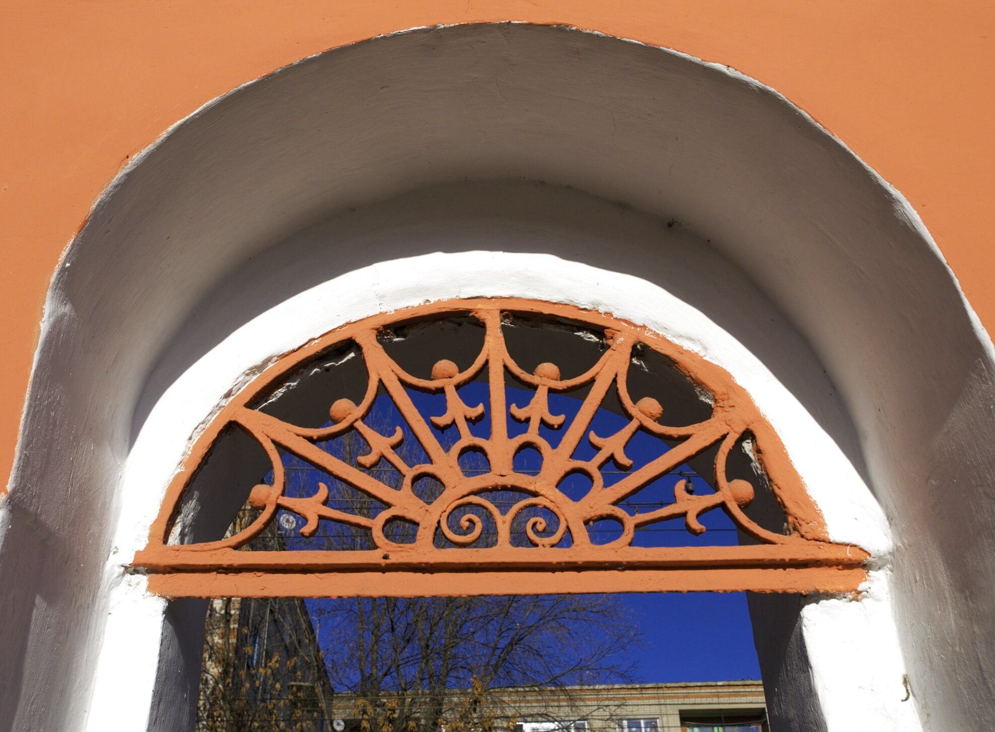 Арочный проем Церкви Тихвинской иконы Божией Матери в Козлово