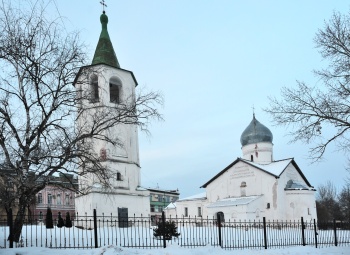 Церковь Димитрия Солунского в Великом Новгороде - зимний вид