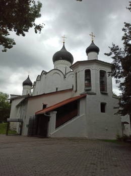 Церковь Василия на Горке в Пскове — древний православный храм XV века