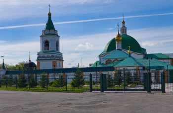 Свято-Троицкий мужской монастырь в Чебоксарах