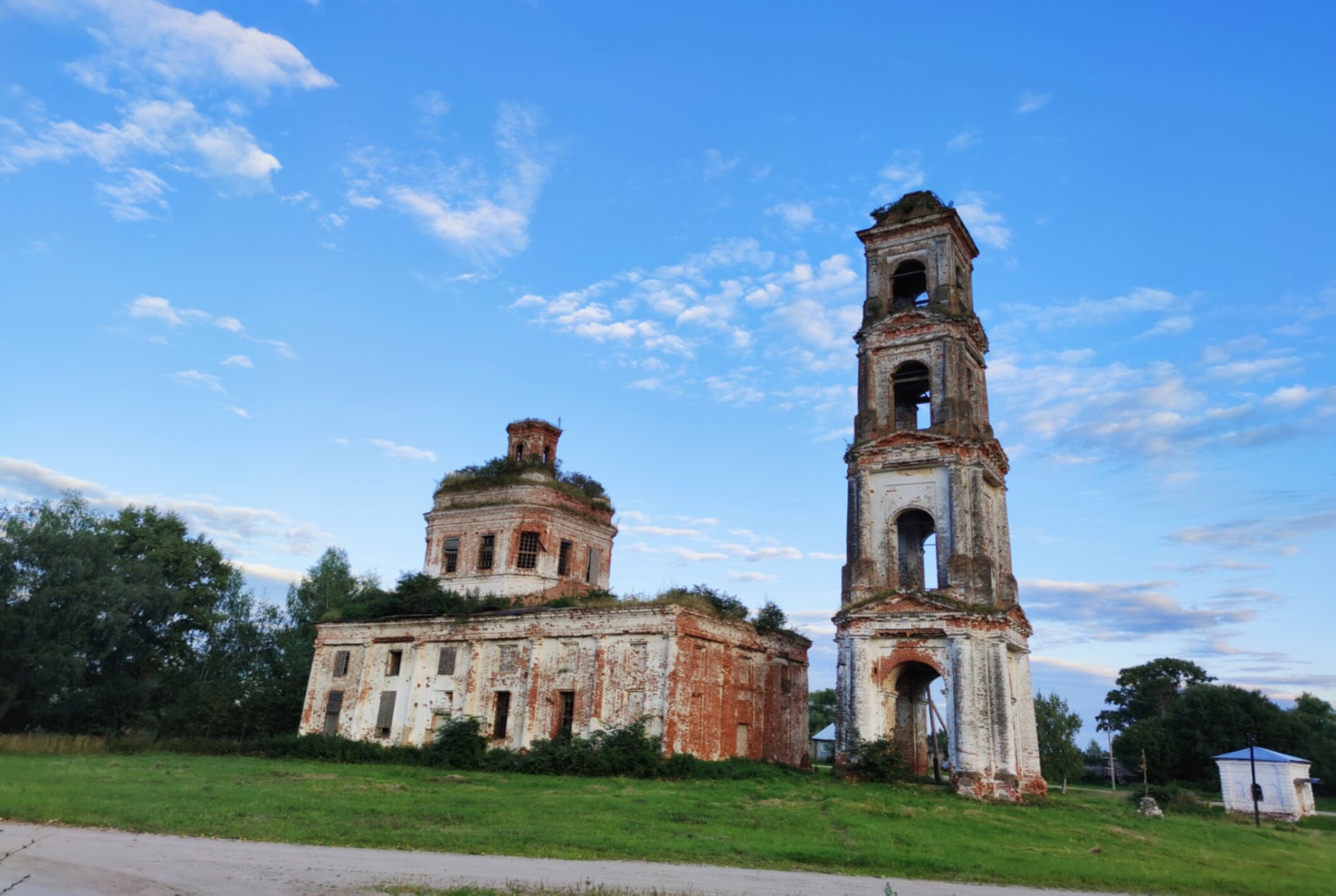 Церковь иконы Божией Матери Смоленская в селе Армёнки