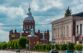 Собор Троицы Живоначальной в Обояни