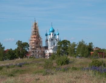 Храм Святых Апостолов Петра и Павла в деревне Ветвеник