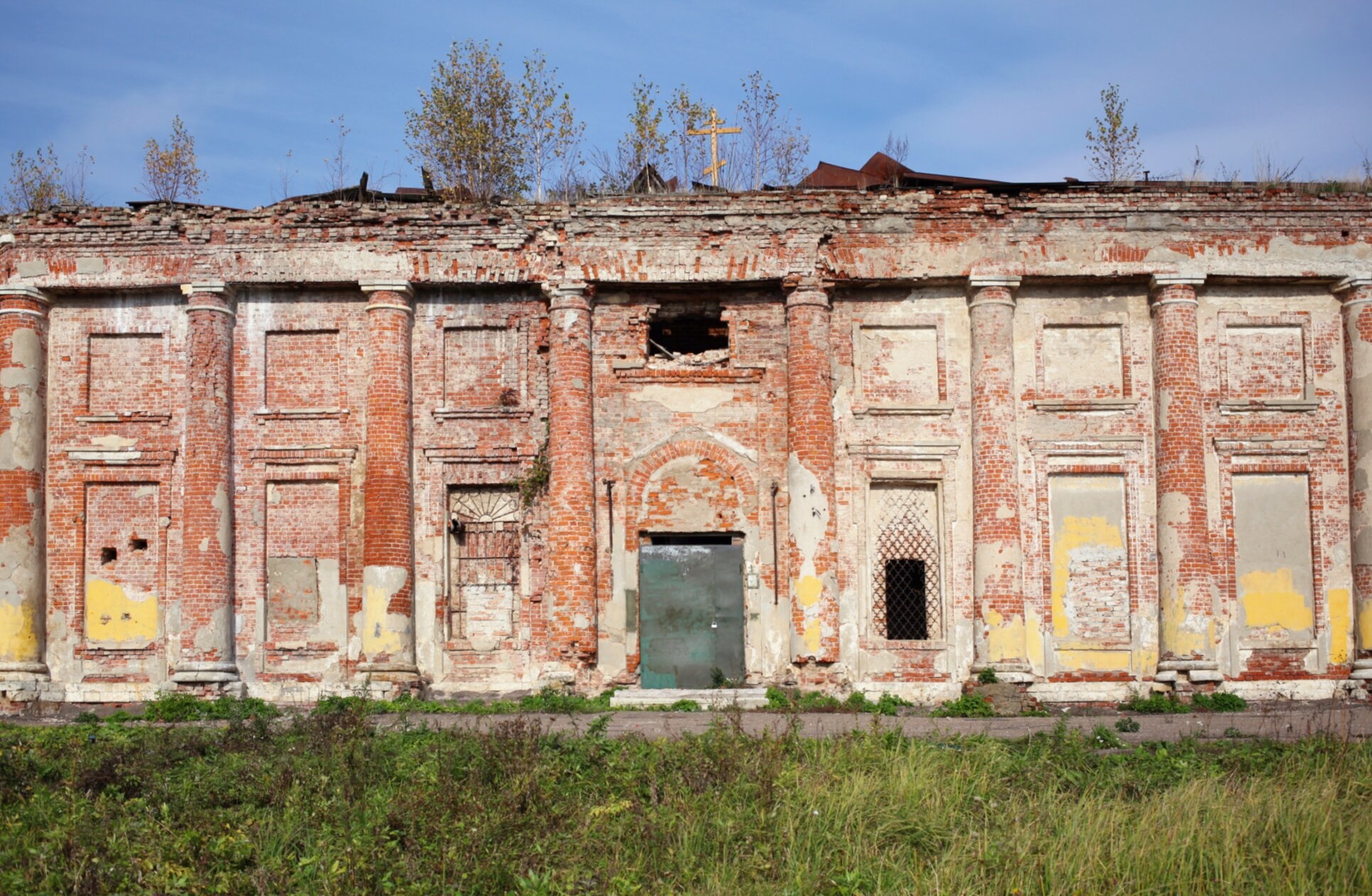 Собор Святых Равноапостольных Константина и Елены в Медыни